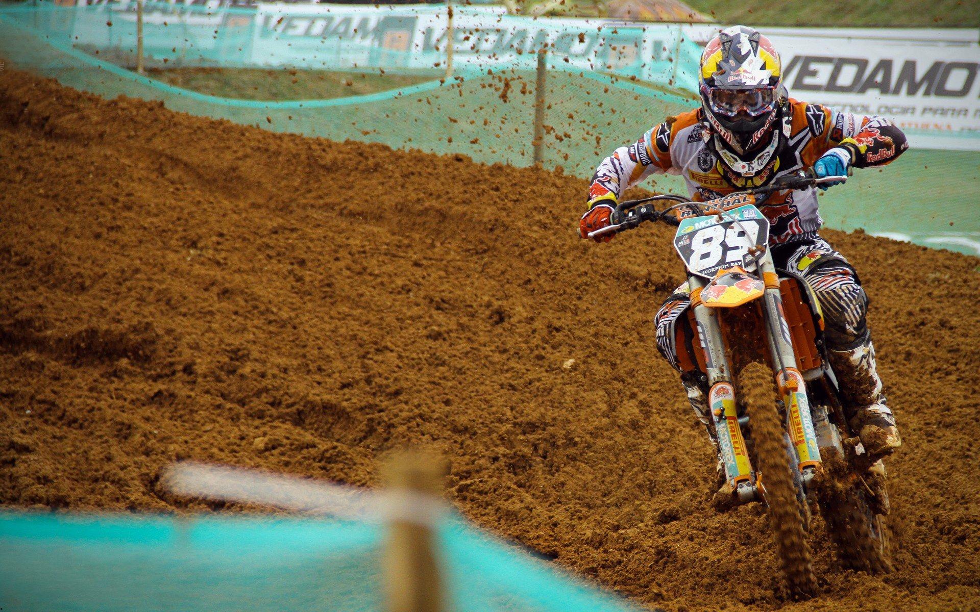 库里公开回应巴特勒新赛季宣言，我也在路上，伟大征程刚刚开始