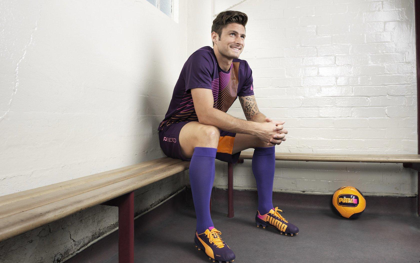 摩洛哥记者金球奖投票引热议，阿什拉夫力压新星，吉拉西异军突起